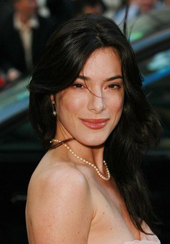 Jaime Murray Mary Ann And Ginger, Jaime Murray, Jamie Murray, Uk Actors, Black Fairy, British Invasion, Jennifer Hudson, Woman Crush, Famous Celebrities