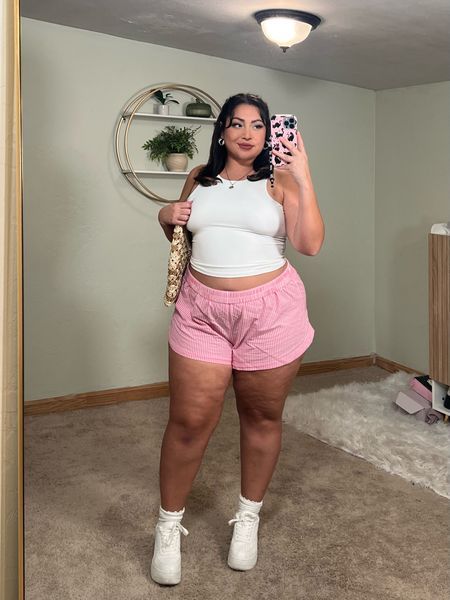 Bali Outfit Ideas Midsize, Short Chubby Girl Outfits, Summer Plus Size Outfits, Florida Fits, Midsize Summer Outfit, Plus Size Ootd, Baddie Outfits Summer, Backpacking Outfits, Chubby Girl Outfits