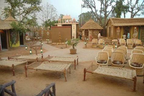 Santa Fe Style Homes, Small Modern House Plans, Modern Restaurant Design, Outdoor Restaurant Design, Mud House, Indian Home Design, House Design Pictures, Pond Design, Diy Kitchen Storage