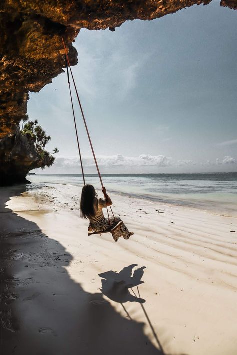 best 7 beaches in Zanzibar | the most beautiful beaches in Zanzibar tanzania | paje zanzibar | kiwengwa | mtende | kendwa | nungwi | top beaches in zanzibar | what is the best beach in zanzibar #zanzibar #tanzania Zanzibar Africa, Zanzibar Beaches, Zanzibar Tanzania, Wanderlust Photography, Destination Photography, Travel Wishlist, Instagrammable Places, Best Beaches, Most Beautiful Beaches