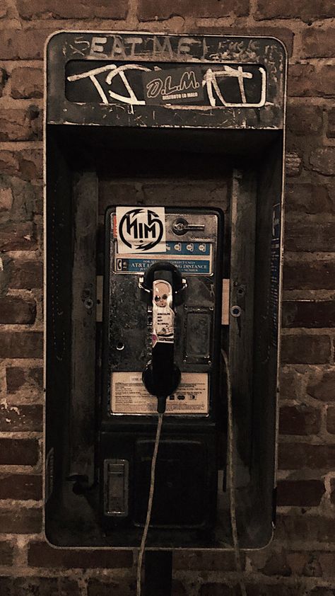 Old Cell Phones Aesthetic, Phone Booth Aesthetic, Retro Telephone Aesthetic, Telephone Aesthetic Retro, Aesthetic Poster Design, Old Telephone Aesthetic Vintage, Abandoned Phone Booth, Classic Phones, Iphone Wallpaper Music