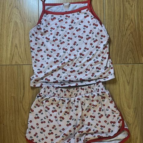 Spaghetti Strap Shirt, Shorts Pajama Set, Shirt And Shorts, Pink And Red, Short Pajama Set, Pajama Shorts, Pajama Set, Spaghetti Strap, Spaghetti