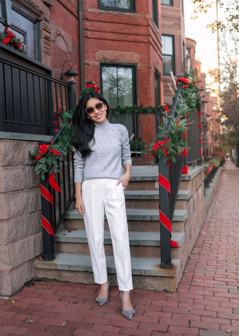 Ann Taylor petite white trousers Grey Pearl Sweater Outfit, White Ankle Pants Outfit, White Pants Outfit, White Slacks, Side Zip Pants, White Dress Pants, Ankle Pants Women, Ann Taylor Petite, Extra Petite