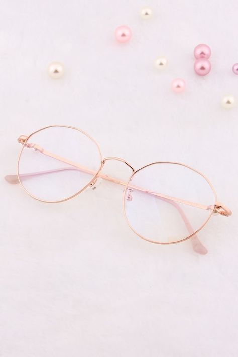 Eden Photoshoot, Glasses Frames For Girl, Kawaii Glasses, Clear Glasses Frames Women, Glasses Women Fashion Eyeglasses, Cute Glasses Frames, Glasses Frames Trendy, Classy Glasses, Goth Stuff