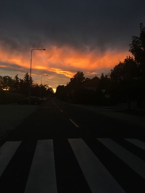 Deep Sunset, Road Aesthetic, Skateboard Aesthetic, Skater Vibes, Sunset Summer, Summer 2022, Skateboarding, Skateboard, Road