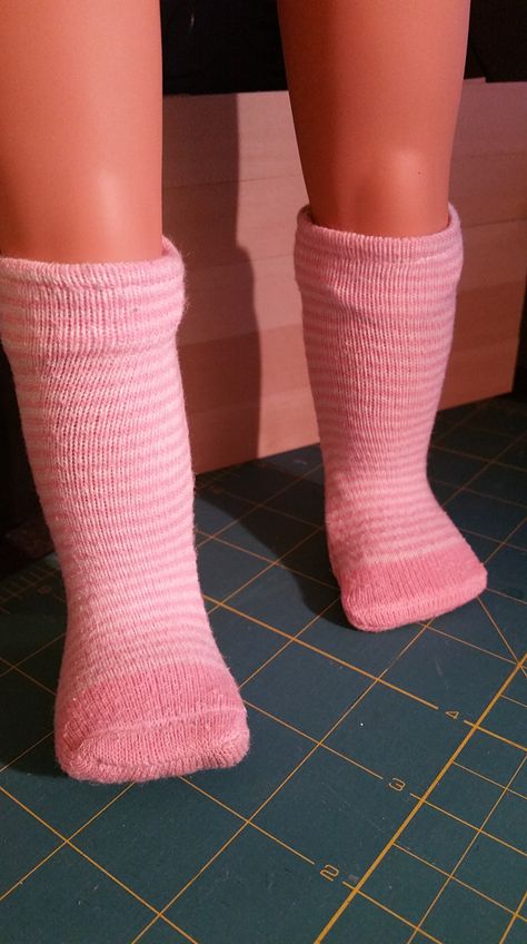 18" doll socks Doll Socks Pattern, Diy Leggings Pattern, Our Generation Doll Clothes, Diy Leggings, Craft Tables, Delightful Dolls, Doll Socks, American Girl Doll Shoes, Journey Girl Dolls