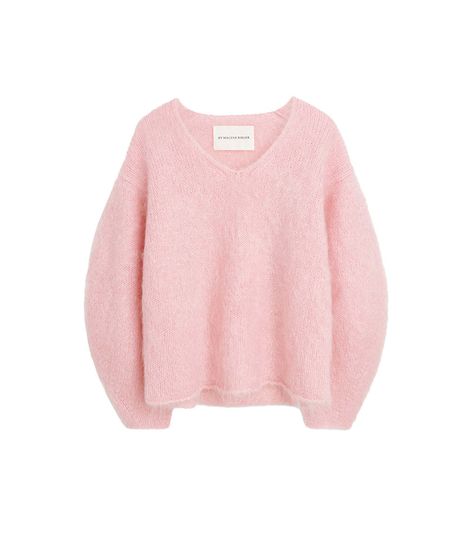 By Malene Birger's Hamie Sweater is crafted from a tactile blend of wool. This soft sweater features dropped shoulders and a sharp V neckline. Wear yours with the matching skirt.[tab] Composition: 81% Mohair, 11% Polyamide, 8% Merino Wool Size and Fit: Runs True to Size. Model is 178 cm and is wearing a size S. Care Instructions: Hand wash Origin: Imported SKU: BMB47P715 Questions about size, fit, or how to style? The KZ team is here to help you look and feel your best! Chat with our stylists vi Mode Instagram, Looks Party, Stockholm Fashion, Malene Birger, By Malene Birger, Mode Streetwear, Softest Sweater, Mode Vintage, Dream Clothes