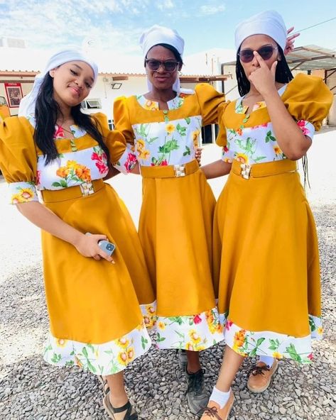 Nama Dresses Designs, African Traditional Wear, Green Themed Wedding, Fashion Traditional, African Fashion Traditional, African Traditional Dresses, Backyard Play, Design Dresses, African Print Dress