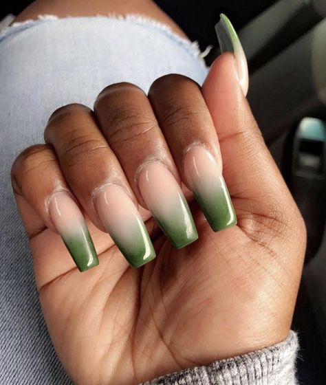 Green Dips, Work Nails, Gradient Nails, Green Ombre, Brown Nails, Dip Powder Nails, Pink Ombre, Powder Nails, Ombre Nails