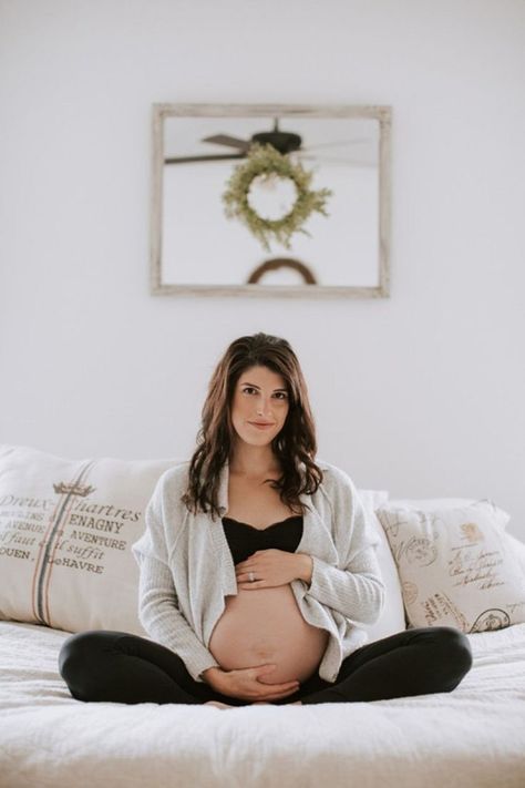 Indoor Maternity Photos, Lifestyle Maternity Photography, Home Maternity Photography, Indoor Maternity Photography, Magazine Lifestyle, Family Photo Outfits Winter, Lifestyle Maternity, Beautiful Lifestyle, Maternity Photoshoot Poses