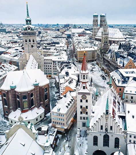 #winter #Munich #Germany. Photo @journey.tom Munich Travel, Visit Germany, Berlin City, Neuschwanstein Castle, Heart Of Europe, Voyage Europe, Cities In Europe, Wonderful Picture, Destination Voyage