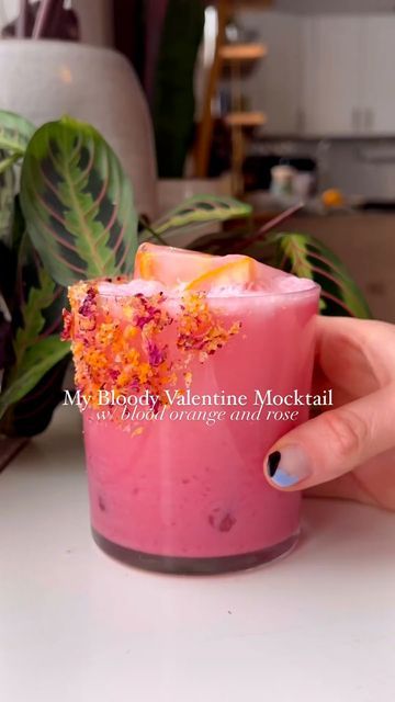 By buzzfeedtasty on Instagram Valentine Mocktail, Mocktail Drinks, Drink Recipes Nonalcoholic, Refreshing Drinks Recipes, Boozy Drinks, Milk Shakes, Cocktail Drinks Recipes, Mocktail Recipe, Alcohol Drink Recipes