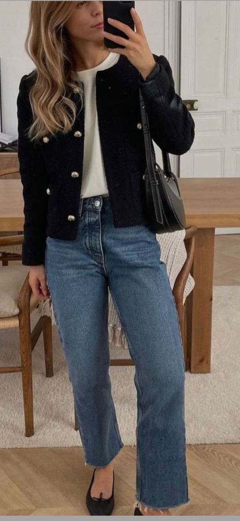 Office Outfits Women Trendy, 90 Classy Fashion, Womens White Button Up Shirt Outfit, Cream Blazer And Jeans Outfit, Cute Work Casual Outfits, Chic Mom Outfits Winter, Lawyer Casual Outfit, Modern Preppy Aesthetic, Adaline Bowman Outfits