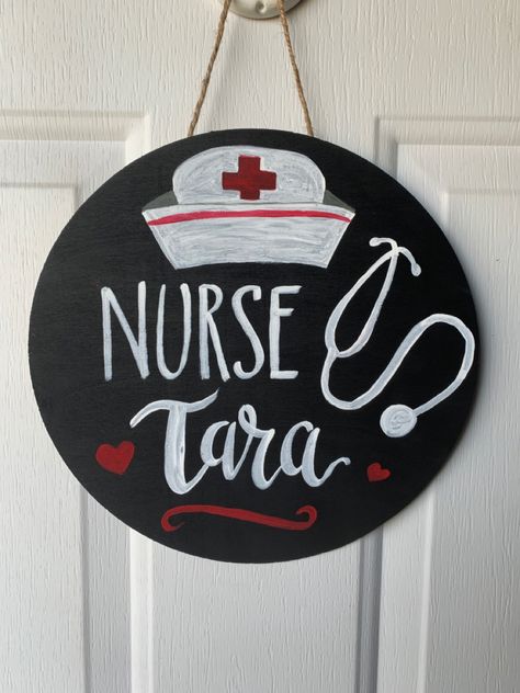 Nurse Door Hanger, School Nurse Sign, Nurse Signs, Nurse Door Hangers, Nurse Party, Nurse Appreciation Week, Nurses Station, Nurse Aesthetic, Door Hangers Diy