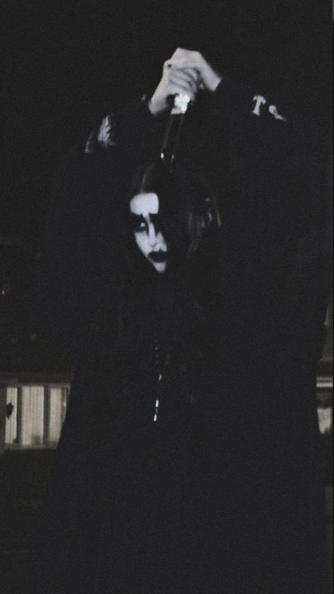 Dsbm Aesthetic, Corpse Paint, Goth Club, Black Metal Girl, Black Metal Art, Tortured Soul, Metal Girl, Band Photos, Pretty Places