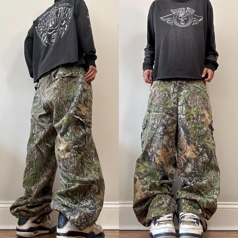 Vintage real tree mossy oak camo cargo pants
Size:... - Depop Real Tree Outfit, Baggy Camo Pants Outfit, Baggy Camo Pants, Real Tree Pants, Print Jeans Outfit, Camo Cargos, Baggy Pants Outfit, Camo Pants Outfit, Tree Pants