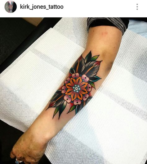 American traditional flower tattoo by Kirk Jones Traditional Mandala Tattoo, Traditional Mandala, Dahlia Tattoo, Flowers Tattoos, Luck Tattoo, Wrist Tattoo Cover Up, Traditional Tattoo Flowers, Traditional Flower, Inspiration Tattoos