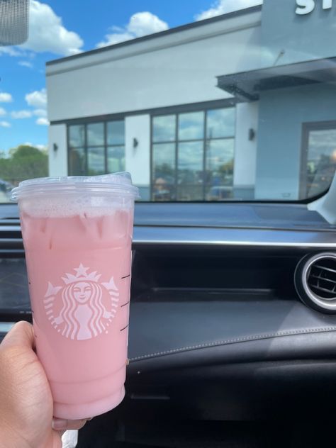 Venti pink drink with oatmilk no strawberries & xtra base What To Order At Starbucks, Venti Pink Drink, Order At Starbucks, Cinnamon Swirl Cake, Lemon Cupcake Recipe, Cream Cheese Sugar Cookies, Dinner Party Dishes, Starbucks Order, Banana Bread Cookies