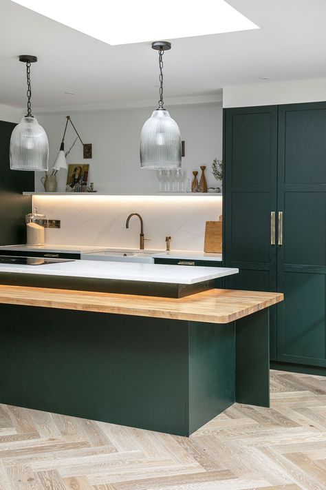 Naked Kitchens, Contemporary Shaker Kitchen, Green Shaker Kitchen, Open Plan Kitchen Living, Above The Sink, Kitchen Designer, London Kitchen, Shaker Kitchen, Family Kitchen