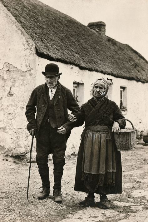 Irish Ancestry Surprises Revealed by New DNA Map Old Irish Photos, 가족 일러스트, Ireland History, Irish Ancestry, Ancient Ireland, Irish Folklore, Irish Catholic, Hair Covering, Irish Cottage