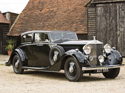 Bentley Limousine, Old Rolls Royce, Car References, Roll Royce, Classic Rolls Royce, Vintage Rolls Royce, Bentley Rolls Royce, Rolls Royce Motor Cars, Dream Vehicles