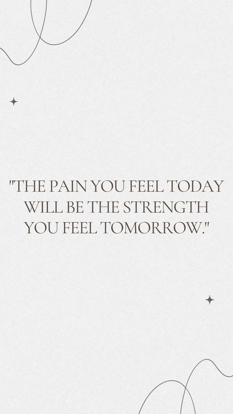 Image of a motivational quote: "The pain you feel today will be the strength you feel tomorrow." Box Quotes, Inspiration Fitness, Boxing Quotes, Keep Pushing, Inspirational Quotes Motivation, Motivation Inspiration, Fitness Goals, Motivational Quotes, Inspirational Quotes