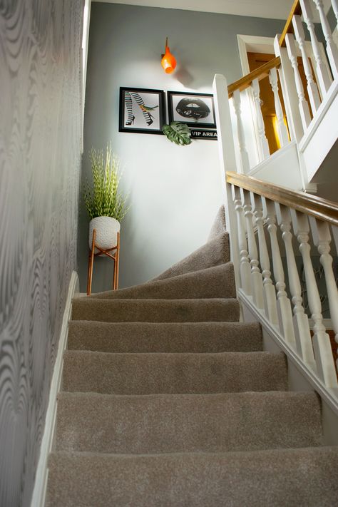 Hallway Refresh: Entrance and Landing Mini-Makeover - Caradise Plant On Stairs Landing, Plant On Stair Landing, Hall And Stairs Decorating Ideas, Stair Landing Decor Ideas, Decorating Staircase, Stairs Feature Wall, Hallway Refresh, Stairs And Landing Decor, Stairs Wall Decor Ideas