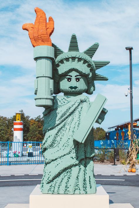 LEGOLAND Tips to help you make the most out of your trip Legoland Aesthetic, Lego Aesthetic, Outdoor Games To Play, Monhegan Island, Lego Shop, Lego Land, Boothbay Harbor, Maine Vacation, Family Theme