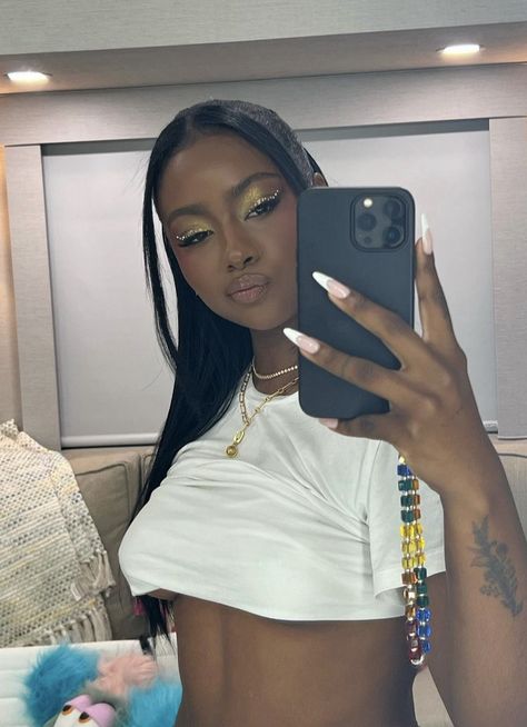 Justine Skye Style, Prettiest Celebrities, Justine Skye, Pretty Females, Girls Makeup, Model Hair, Black Is Beautiful, Pretty Face, Pretty People