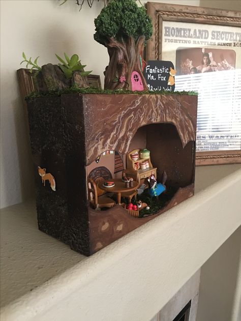 Fantastic Mr. Fox diorama. Christina second-grade diorama project. Show Box Diorama, Rabbit Habitat School Project, Fox Habitat School Project, Book Report Diorama, Fox Diorama, Ideas For School Projects, Diaroma Ideas, Shoe Box Diorama, Shoebox Diorama