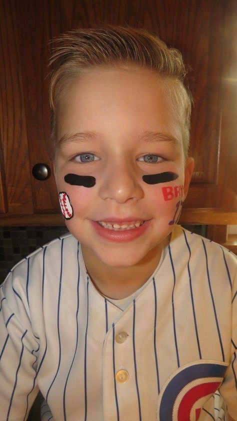 Sports Day Baseball Cubs Face Paint #cubs #baseball ⚾💙❤ Baseball Face Painting Ideas, Sport Face Paint, Hoco Face Paint Ideas, Softball Eyeblack, Baseball Face Paint, Eyeblack Ideas, Face Paint Ideas, Face Painting Easy, Pregnant Halloween