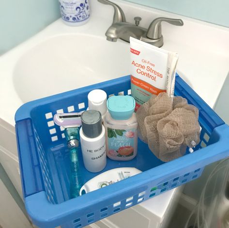 Shower caddy for hotel stays – Come Home For Comfort Dorm Shower Caddy Ideas, Travel Shower Caddy, College Dorm Shower Caddy Ideas, Shower Caddy Portable, Toilet Accessories Set, Bamboo Shower Caddy, Rv Bathroom, Mudroom Organization, Pink Showers