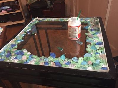 Sea Glass Resin, Beach Glass Projects, Sea Glass Diy, Resin Sea, Sea Glass Decor, Sea Glass Art Diy, Sea Glass Mosaic, Sea Glass Art Projects, Beach Glass Crafts