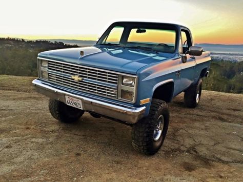 1987 Chevrolet Silverado Original California Truck 4x4 Squarebody ... 1987 Chevy Silverado, Silverado 4x4, Lifted Silverado, 87 Chevy Truck, Chevy Trucks Older, Chevy K10, Chevy 4x4, Chevy Classic, Room Vibes