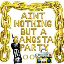 Nothing But A Gangsta Party, 2000 Theme Party Ideas, 80s Hip Hop Party, Chain Balloons, Hip Hop Party Theme, Retro Party Decor, 90s Party Decorations, Hip Hop Birthday, Throwback Party