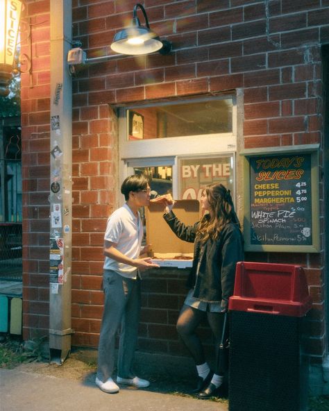 Your engagement photos can be fun!! Do you have a favorite restaurant, boba place or ice cream shop? We love it when our couples want to do something fun and special that has meaning for them!!🍕✨🫶🏼 . . . . . #couplesphotos #engagementphotoshouston #pizzadate #pizzaengagement #restaurantengagementphotos #houstonweddingphotographer #houstonengagementsession #houstonphotographer #downtownhoustonengagementphotos #pizzashoot #uniqueengagementphotos #funengagementphotos #2025bride #2025trends #en... Ice Cream Shop Photoshoot, Boba Place, Engagement Photos Houston, Shop Photoshoot, Ice Cream Date, White Pie, Date Photos, Fun Engagement Photos, Engagement Pic