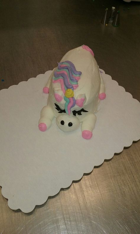 Cupcake Critters, Egg Cake, Unicorn Cupcakes, Cupcake Cake Designs, Valentine Cake, Animal Cakes, Character Cakes, Unicorn Cake, Mini Cakes