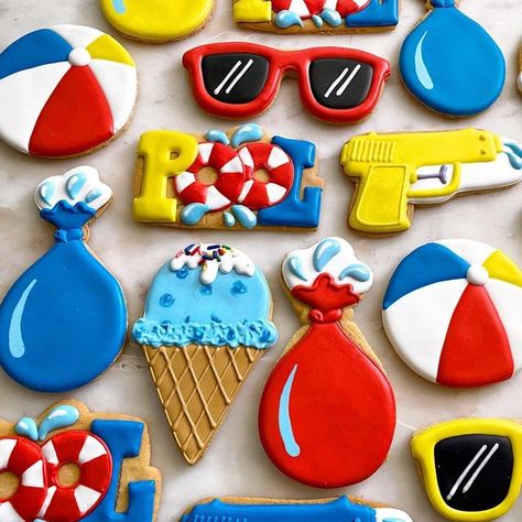 Boy Summer Birthday Party Themes, Boys Summer Birthday Party Themes, 3rd Birthday Pool Party For Boy, Pool Party 3rd Birthday, 1st Birthday Boy Pool Party Ideas, Pool Party Ideas For Boys, Splish Splash Birthday Party Cake, First Birthday Pool Party Ideas, Dive Into 5 Birthday Party Boy