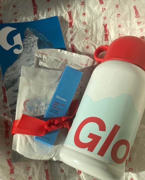 Glossier Thermos, Glossier Tumbler, Glossier Swiss Miss, Surf Room Decor, Trendy Water Bottles, Swiss Miss, Summer Phone Cases, Birthday Wishlist, Cute Stuffed Animals