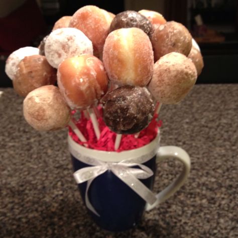 Donut hole bouquet in a coffee mug. Donut Hole Bouquet, Cake Pops Bouquet, Donut Bouquet, Cookie Arrangements, Cake Mix Banana Bread, Cake Pop Bouquet, Flowers Gift Ideas, Cookies From Scratch, Teachers Appreciation