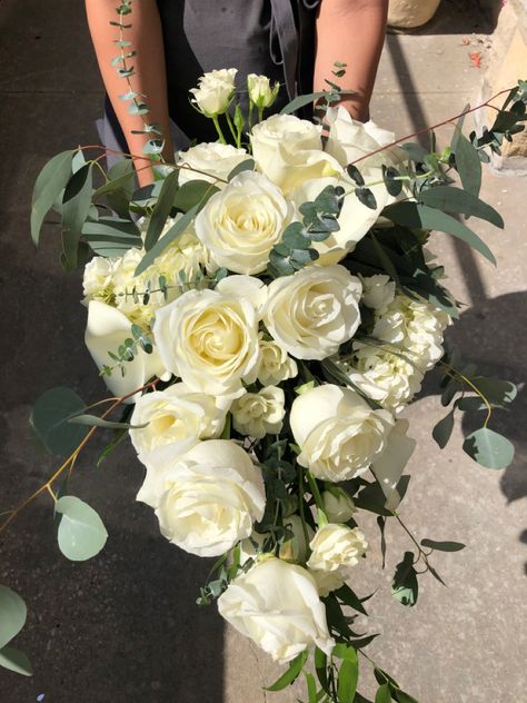 Long Stem White Roses Wedding Bouquet, Long Stem White Rose Bouquet Bridesmaid, Cascade Wedding Bouquet White, Bride Bouquets White Elegant Cascade, White Rose Cascade Bridal Bouquet, White Rose Bouquet, Cascading Bridal Bouquets, Cascade Bouquet, Bali Wedding