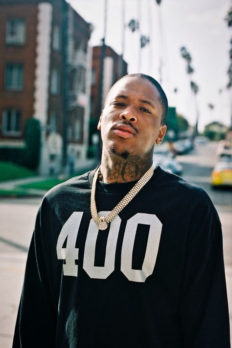 Keenon Jackson Yg Wallpaper, Yg 4hunnid, Yg Rapper, Gang Culture, Celebrity Birthdays, Rapper Style, Hip Hop And R&b, Gangsta Rap, Black Celebrities