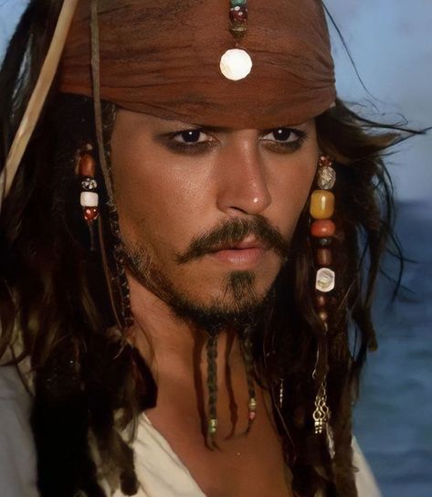 Captian Jack Sparrow, Jack Sparrow Costume, Johnny Depp Characters, Johnny Depp Style, Kaptan Jack Sparrow, Johnny Depp Pictures, Captain Jack Sparrow, Pirate Life, Walt Disney Studios