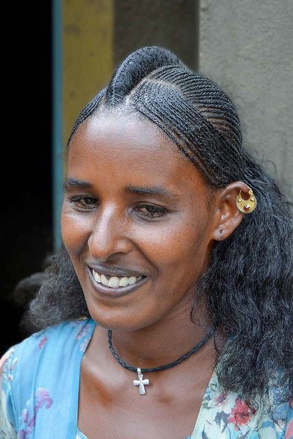 Tigray Jewelry, Tigray Ethiopia, Ethiopian Hair, Ethiopian Art, Ethiopian Culture, African Pots, Ethiopian Women, Easy Updo, Beauty Face Women