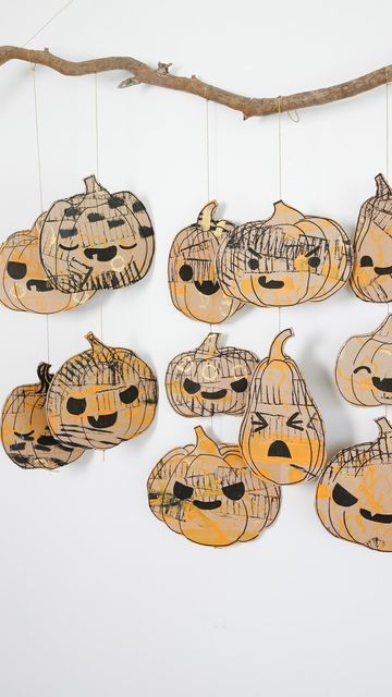 Diy Cardboard Pumpkins, Cardboard Pumpkin Crafts, Halloween Decor Crafts Diy, Cardboard Pumpkin, Easy Process Art, Creepy But Cute, Cardboard Play, Darning Needle, Cute Pumpkins