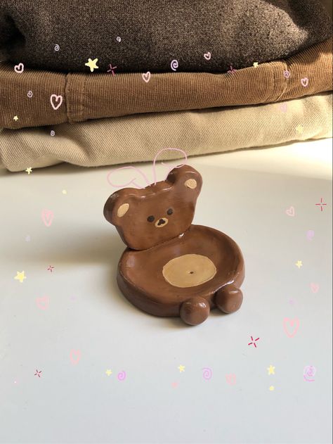 Cute Matching Plushies, Clay Pot Aesthetic, Teddy Bear Clay Art, Clay Small Projects, Clay Ceramics Ideas Aesthetic, Clay Diy Projects Sculptures, Small Things To Make Out Of Clay, Pottery Ideas Aesthetic, Teddy Bear Clay