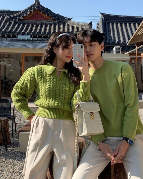 Couple Matching Outfits Aesthetic, Cute Couple Outfits Matching, Matchy Outfit Couple, Couple Outfits Korean, Matching Couple Clothes, Korean Couple Outfits, Couple Ootd, Couple Outfits Matching, Outfit Aesthetics