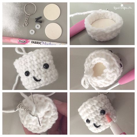 Starbucks Holiday Beverages and Crochet Marshmallow Keychains - Repeat Crafter Me Crochet Marshmallow, Holiday Beverages, Repeat Crafter Me, Starbucks Holiday, Confection Au Crochet, Crochet Keychain Pattern, Crochet Food, Crochet Amigurumi Free Patterns, Crochet Amigurumi Free