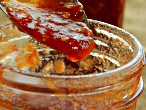 Savory Tomato Jam, Spicy Tomato Jam, Tomato Jelly, Tomato Jam Recipe, Preserving Tomatoes, Pepper Jelly Recipes, Tomato Jam, Healthy Recipes Easy Snacks, Jam And Jelly