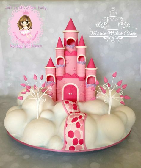 Pink Castle in the Sky - Cake by Mardie Makes Cakes Cupcakes Princesas, Castle Birthday Cakes, Pink Cake Box, Princess Castle Cake, Pink Castle, 4th Birthday Cakes, Castle Cake, Smash Cake, Princess Castle